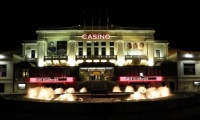 Imagem do Casino da Póvoa à noite
